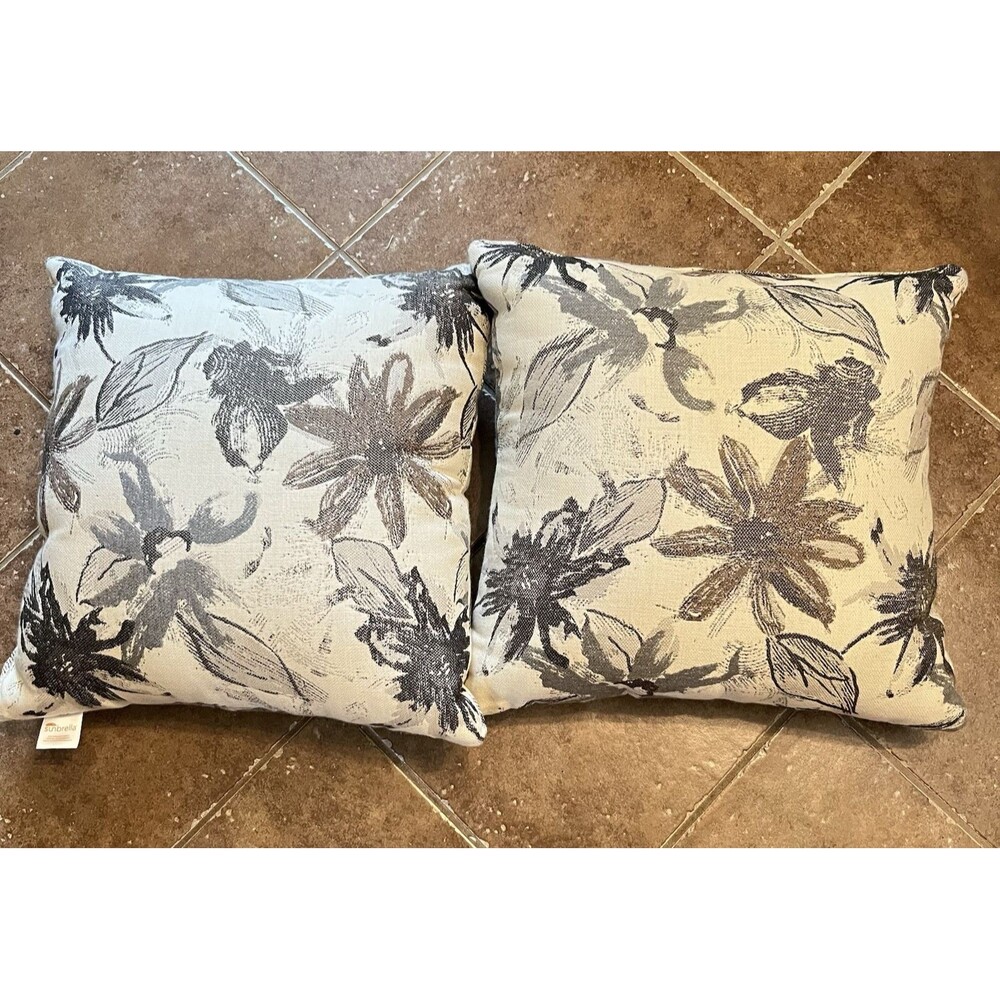 Sunbrella Lot 2 Fabric 1-Piece Indoor/Outdoor Square Throw Pillow 18"W x 18"L